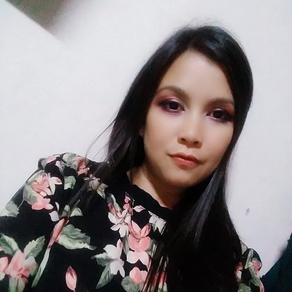 Meet your Posher, Gladis